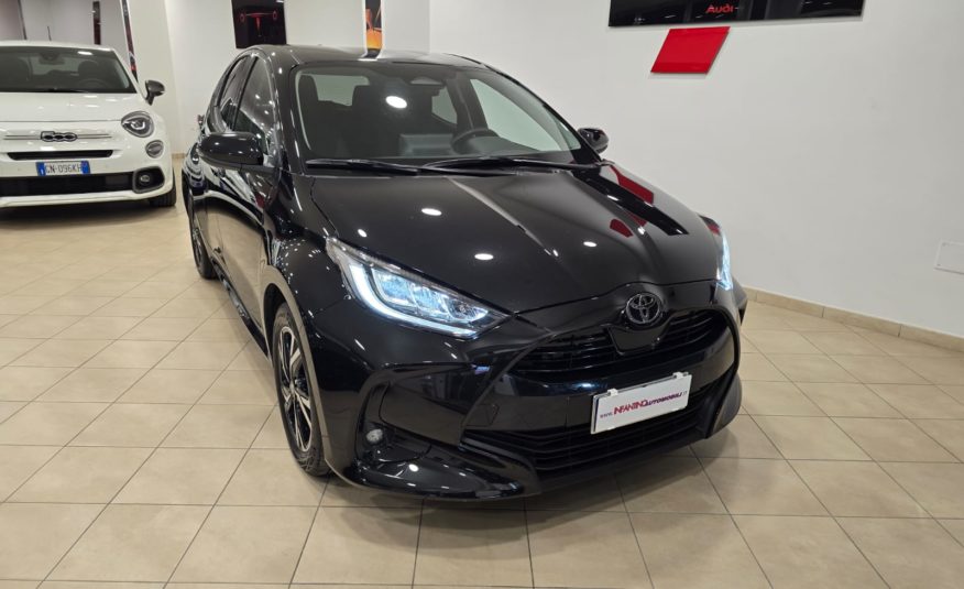 TOYOTA Yaris 1.5h Trend