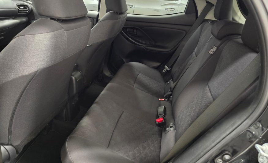 TOYOTA Yaris 1.5h Trend