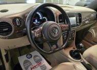 Volkswagen Maggiolino Cabrio 1.6 tdi Design 105cv 70s Edition
