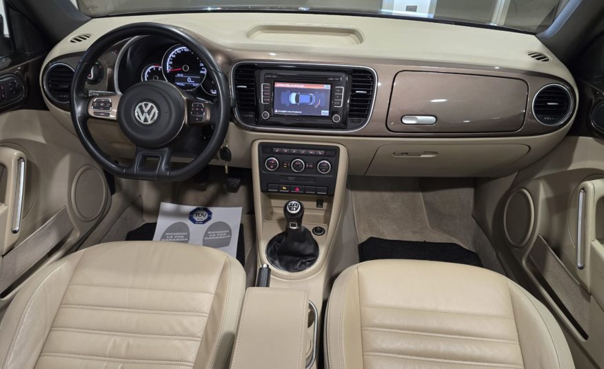 Volkswagen Maggiolino Cabrio 1.6 tdi Design 105cv 70s Edition