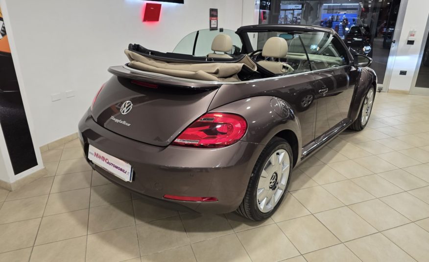 Volkswagen Maggiolino Cabrio 1.6 tdi Design 105cv 70s Edition