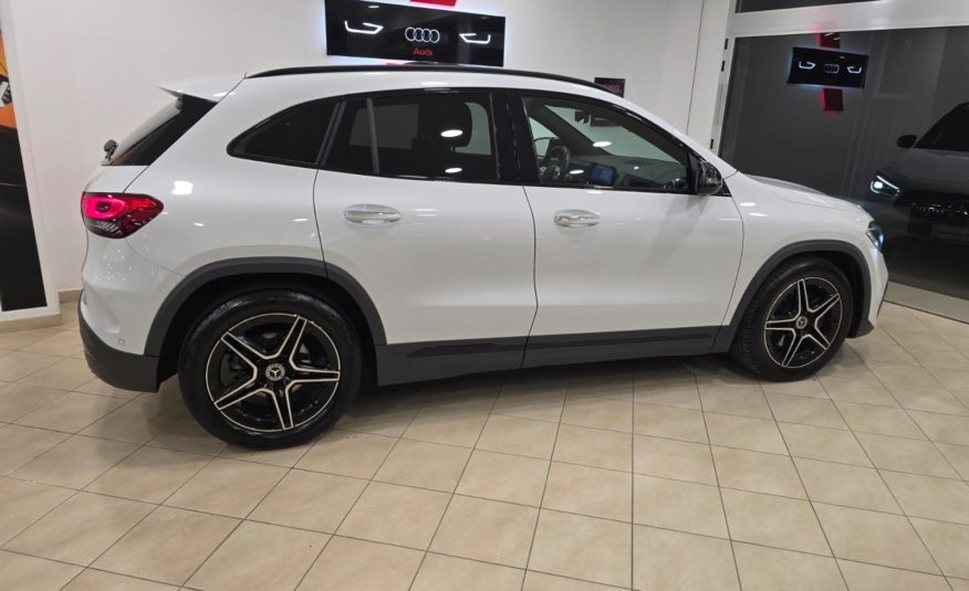 Mercedes-Benz GLA 200 d Premium Plus Aut. AMG -Tetto Panoramico-Full Led