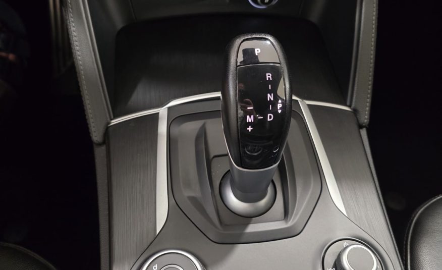 Alfa Romeo Stelvio 2.2 Turbodiesel Super Q4 210cv Auto Full