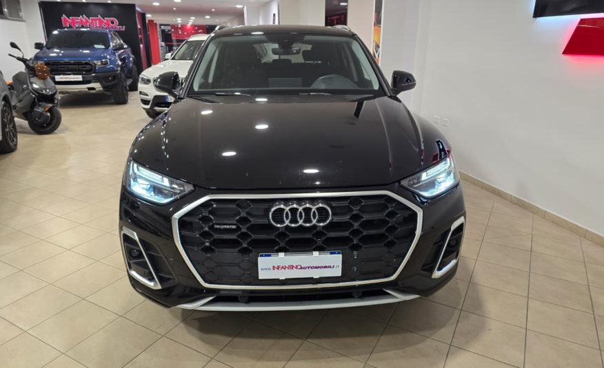 Audi Q5 40 2.0 tdi mhev S-Line Quattro S-tronic Italia