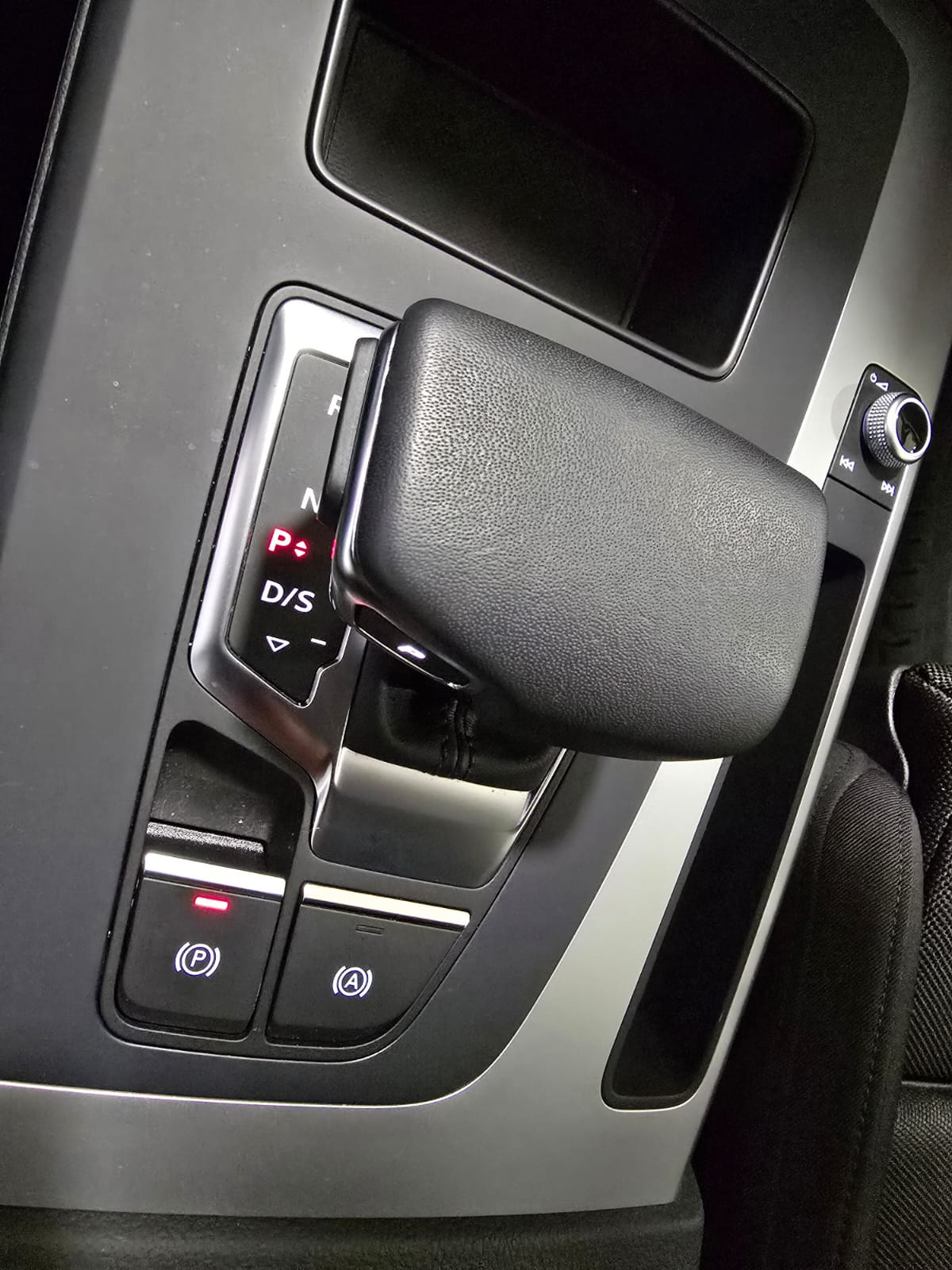 Audi Q5 40 2.0 tdi mhev S-Line Quattro S-tronic Italia