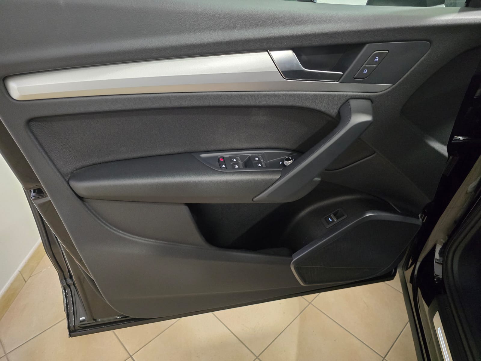 Audi Q5 40 2.0 tdi mhev S-Line Quattro S-tronic Italia