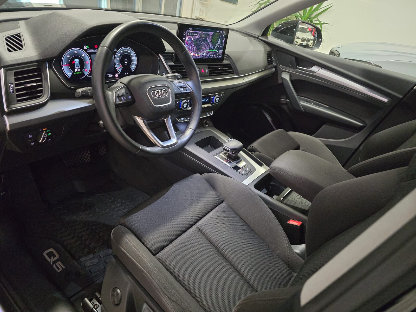 Audi Q5 40 2.0 tdi mhev S-Line Quattro S-tronic Italia