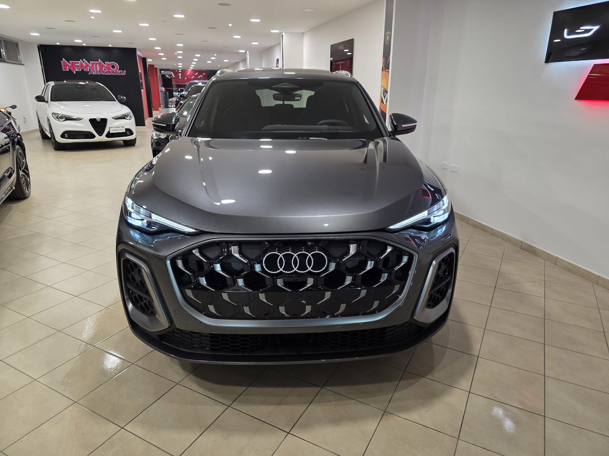 Audi Q5 S-Line Tdi Quattro “NUOVA IN PRONTA CONSEGNA” FULL