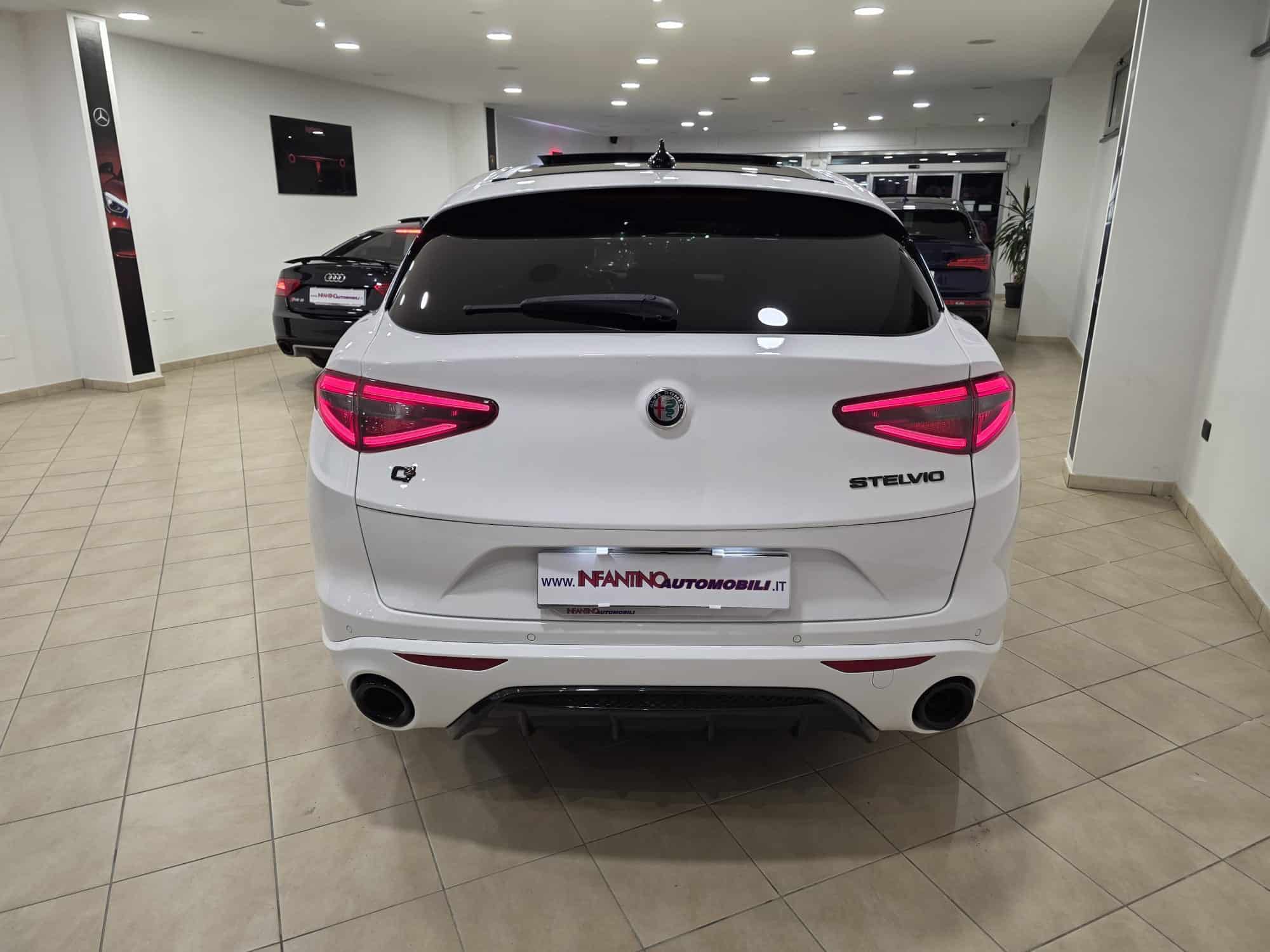 Alfa Romeo Stelvio Stelvio 2.2 Estrema Q4 210cv auto Uniproprietario