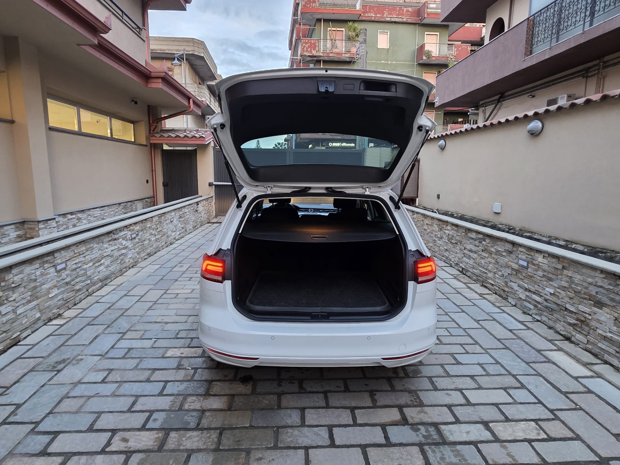 Volkswagen Passat Variant 2.0 TDI DSG Executive Bl