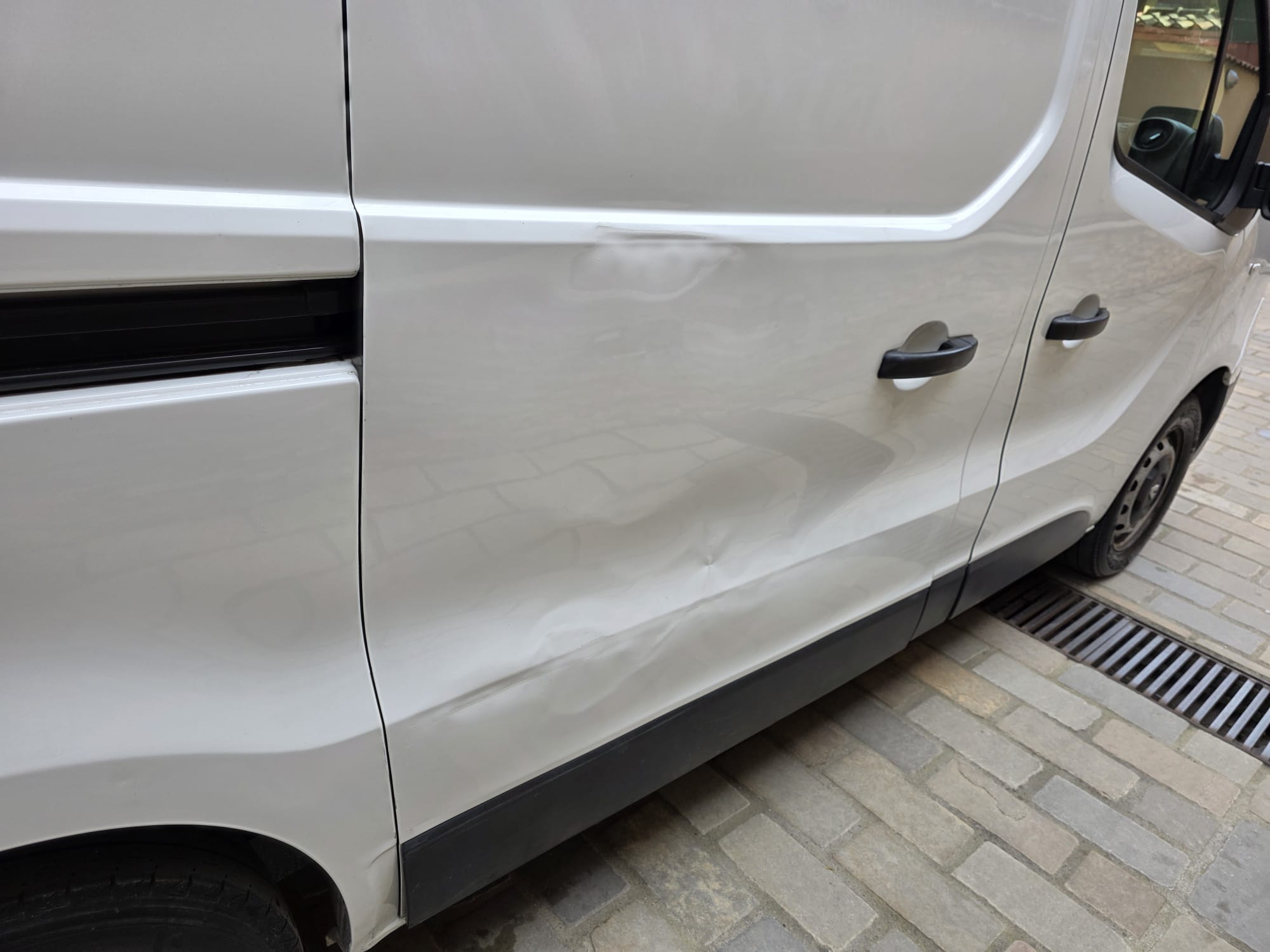 Renault Trafic 1.6 dci 121 cv Furgone 3 posti