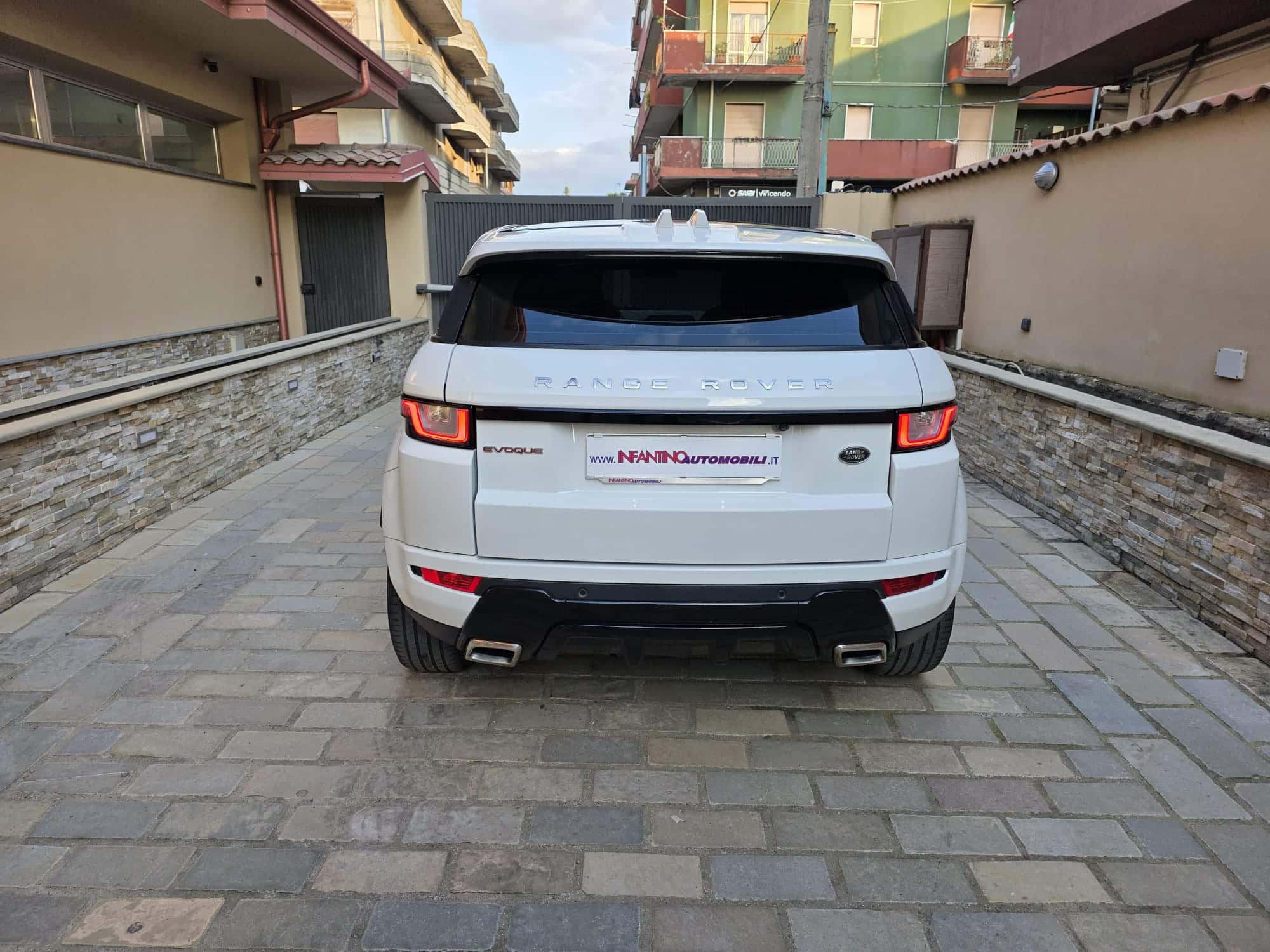 land Rover Range Rover Evoque 5p 2.0 td4 HSE Dynamic 180cv auto “Nessun guasto”