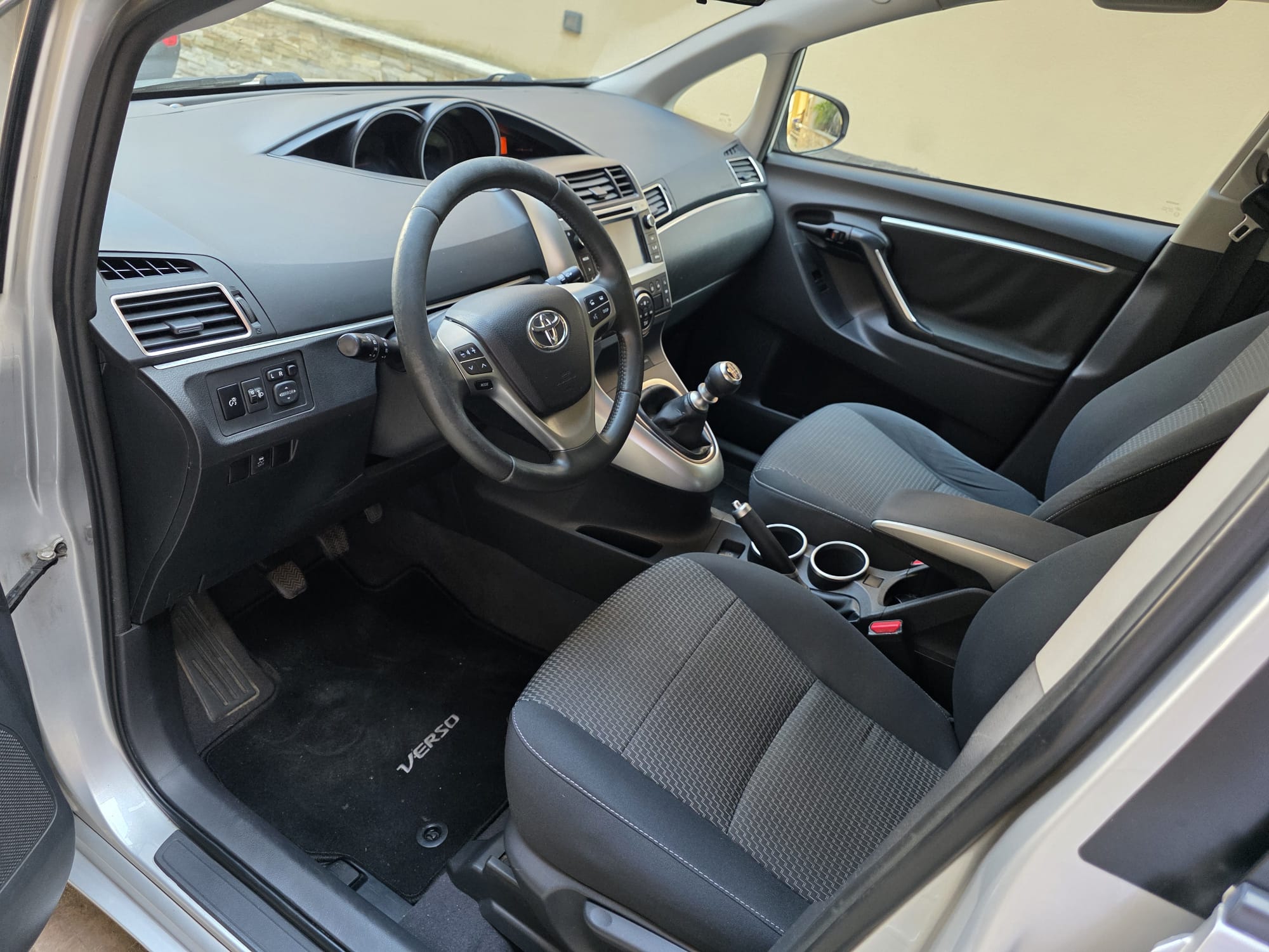 TOYOTA Verso 1.6 d-4d 111 Cv Style 7 posti Uniproprietario “Tutti tagliandi Toyota”