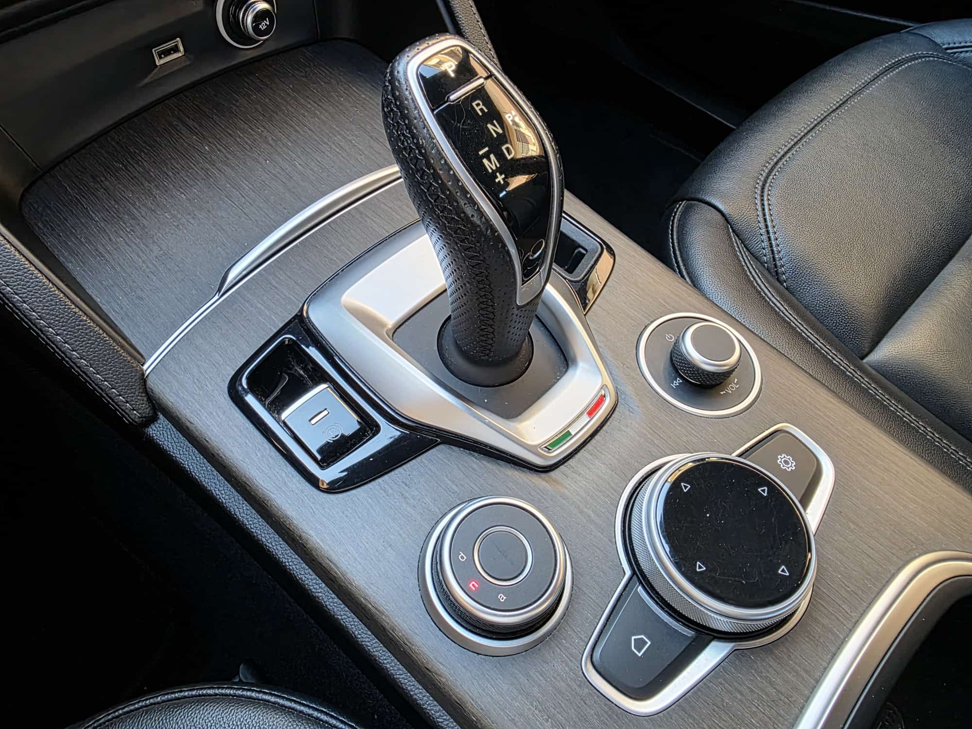 Alfa Romeo Stelvio 2.2 t Veloce Ti Q4 210cv “Garanzia 24 mesi inclusa” “Km 54.394” Full Pari al nuovo