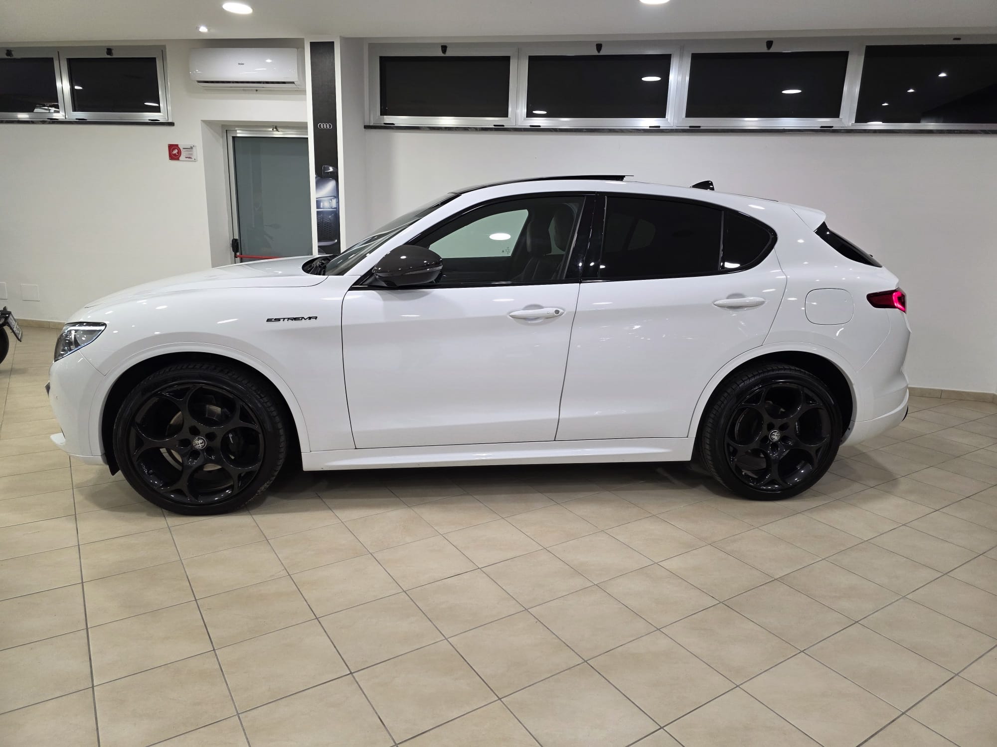 Alfa Romeo Stelvio 2.2 Estrema Q4 210cv auto Full “Tetto”