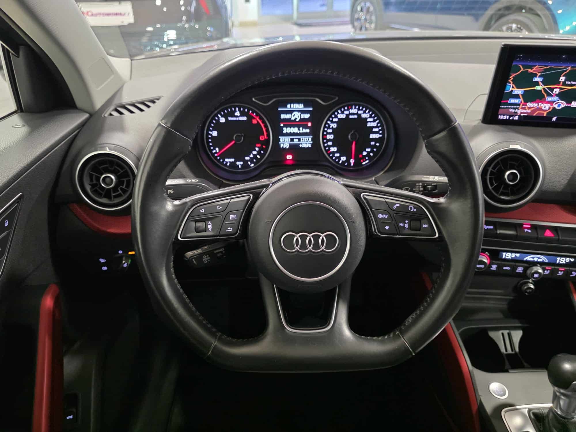 Audi Q2 30 1.6 tdi Admired s-tronic my20