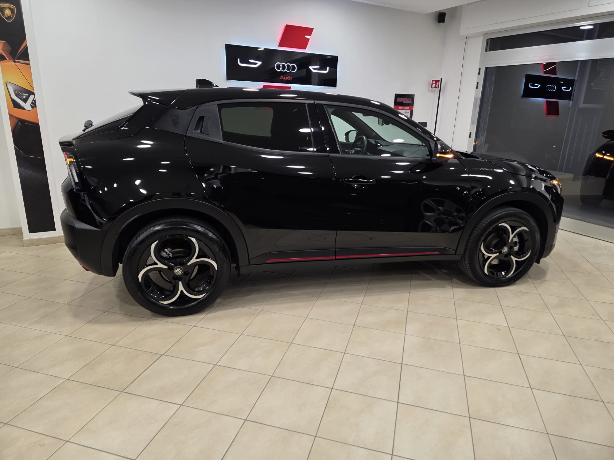Alfa Romeo Junior 1.2 ibrida Speciale 145cv edct6 “Prezzo Reale” Pari al nuovo