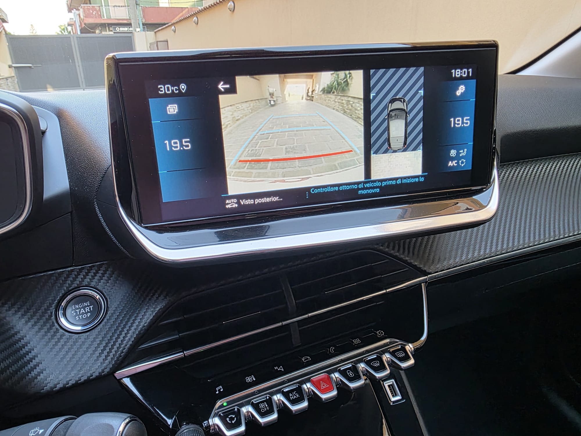 Peugeot 208 1.5 bluehdi Allure Navi Pack