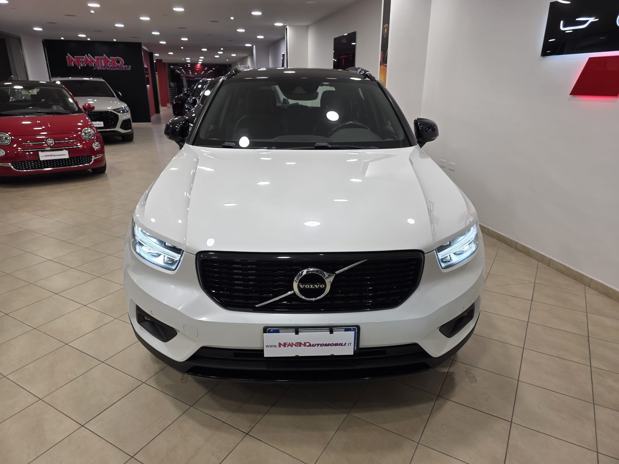 Volvo XC40 2.0 d3 R-design 150 Cv auto my21
